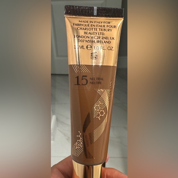 Charlotte Tilbury 15 Neutral Neutre Foundation (NIB) - Picture 1 of 4
